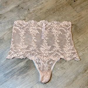 Victorias Secret Dream Angels High Waist Floral Lace Thong Panty Blush